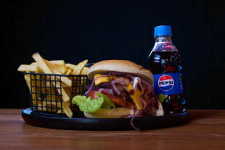 Producto PROMO 10 (Hamburguesa + Bebida Mini)