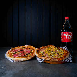 Producto 2 Pizza con 2 ingredientes a elección + bebida 1,5L