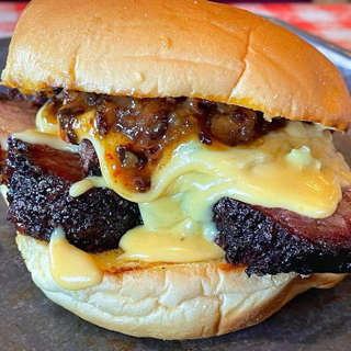 Producto Sandwich de brisket queso mosarella 150 grs.