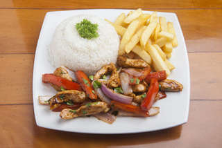Producto Pollo saltado