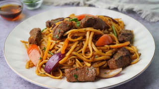 Producto Tallarín saltado de lomo