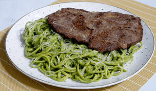 Producto Tallarin al pesto con bistec