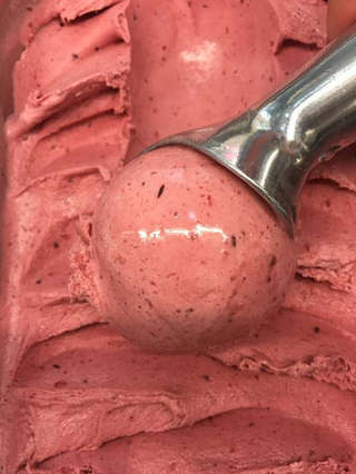 Producto Helado de Frutos del Bosque Agua Vegano 475 ml