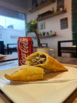 Producto Empanada Frita Queso Carne Mechada