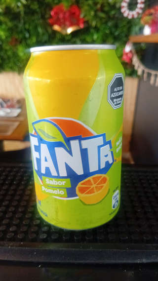 Producto Fanta Pomelo