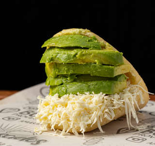 Producto Arepa Palta Queso