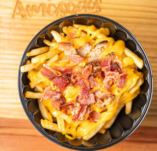 Producto Papas fritas Cheddar y Tocino Medianas